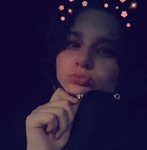 Meet your Posher, Max